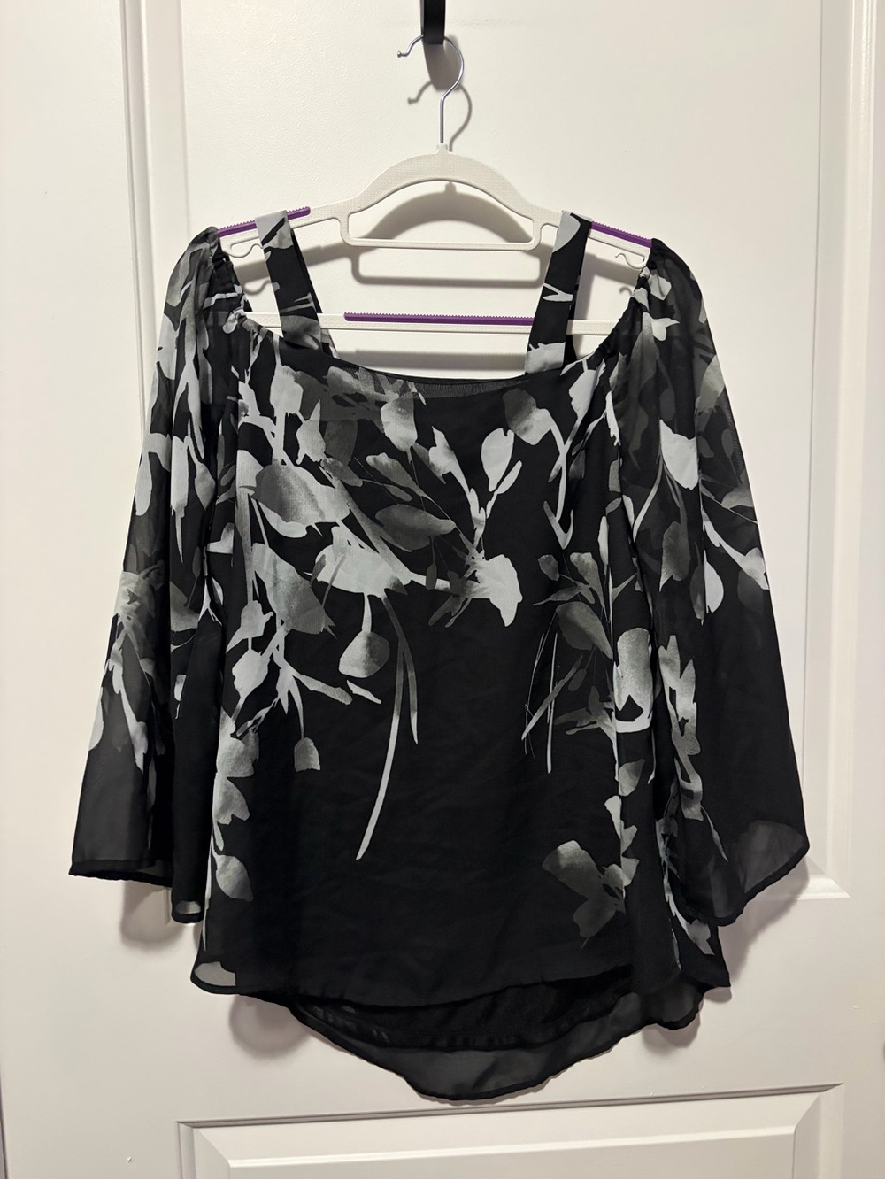 dressbarn Black Floral Off-Shoulder Blouse with Straps